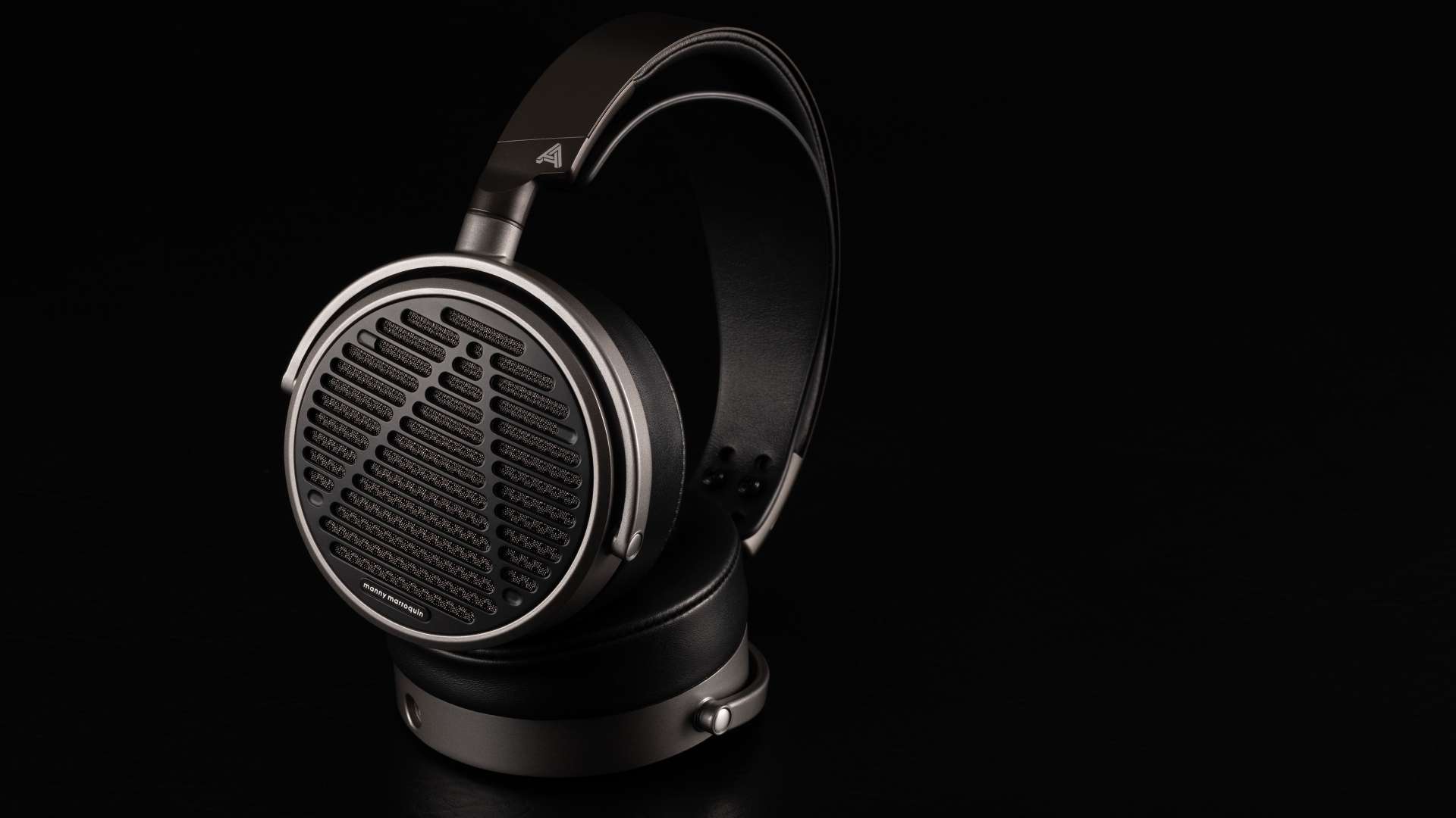 Audeze-MM-100 hero