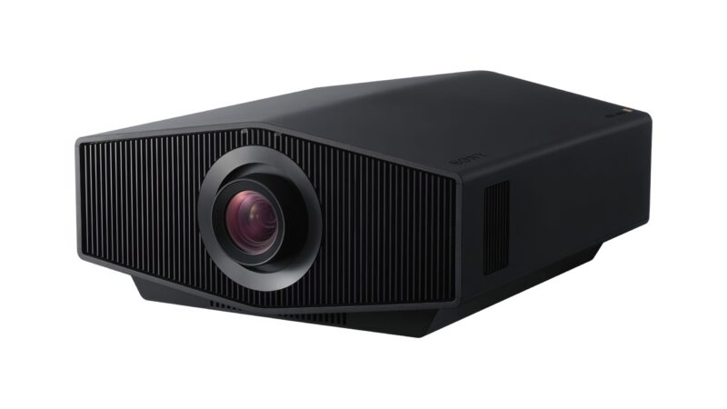 Sony-Bravia-Projector-8-vpl-xw6100b_es_3q_2400606_01-Mid-1-1-enhanced-scaled